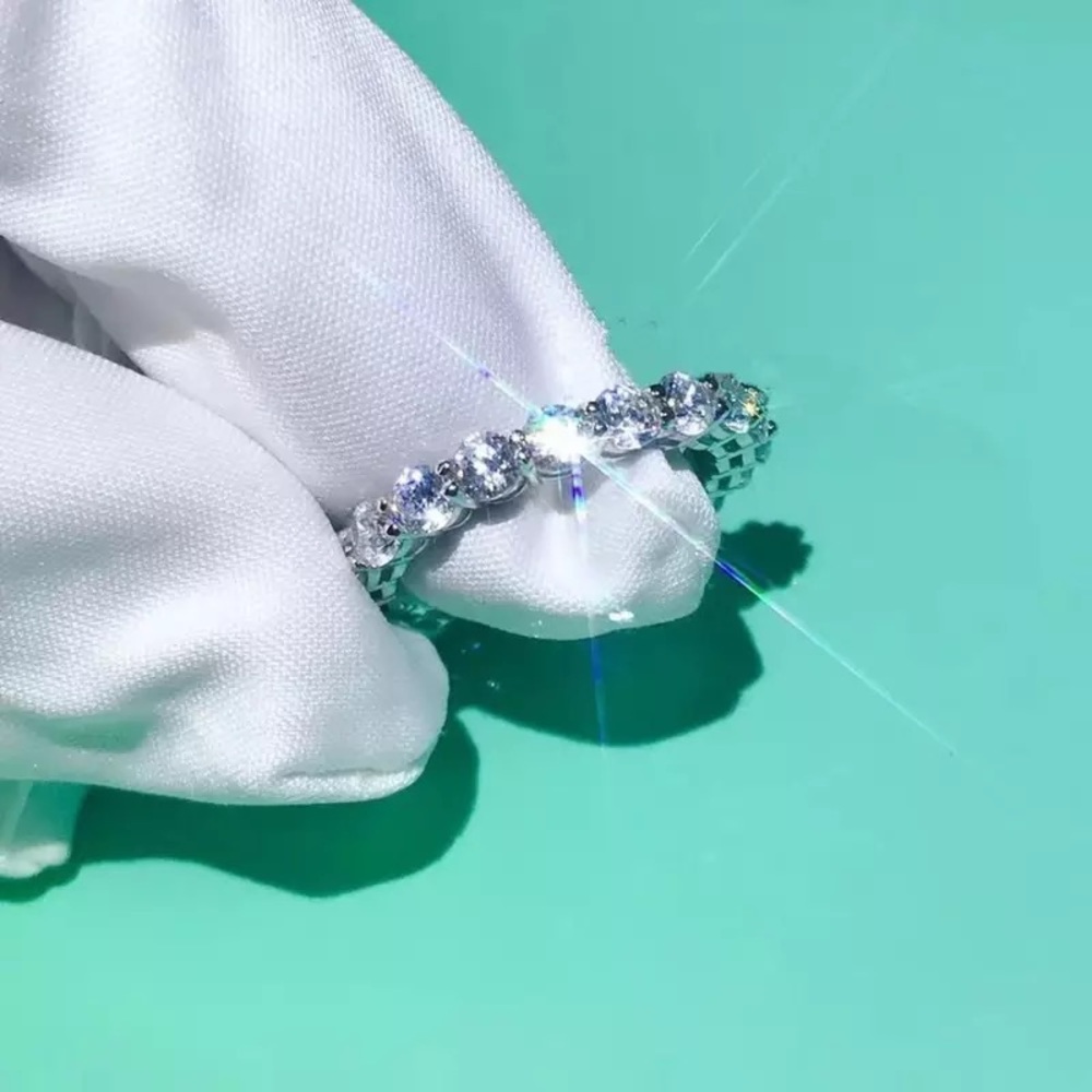 1pcs VVS1 Lab Dia Prong 925 Silver Eternity Wedding Band Ring